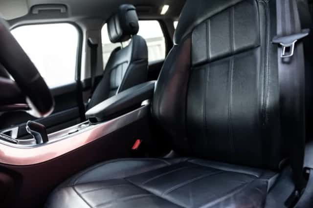 Land Rover Range Rover Sport (2018) thumbnail 4