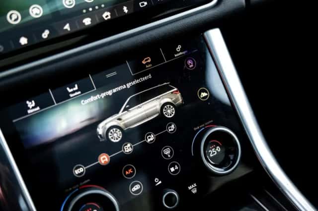 Land Rover Range Rover Sport (2018) thumbnail 44