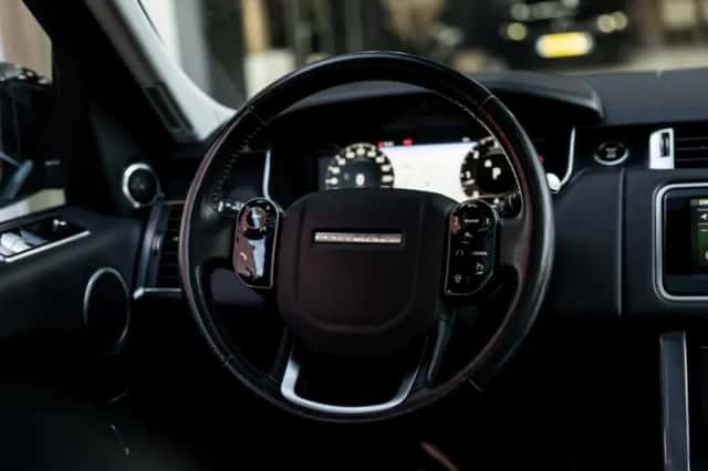 Land Rover Range Rover Sport (2018) thumbnail 9