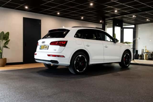 Audi Q5 (2020) thumbnail 3