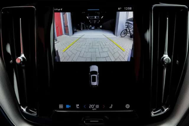 Volvo XC60 (2025) thumbnail 30