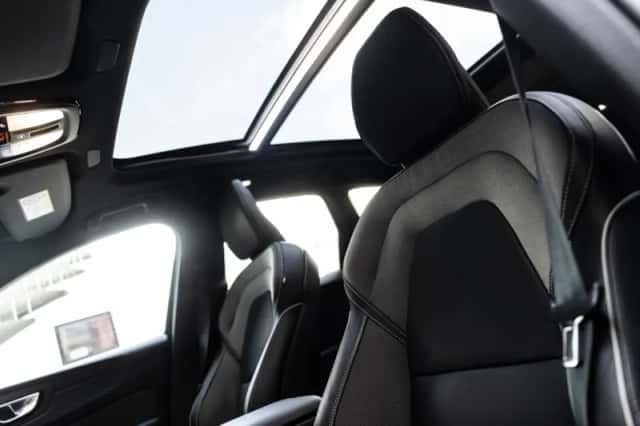 Volvo XC60 (2025) thumbnail 5