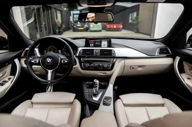BMW 3-Serie (2018) thumbnail 2