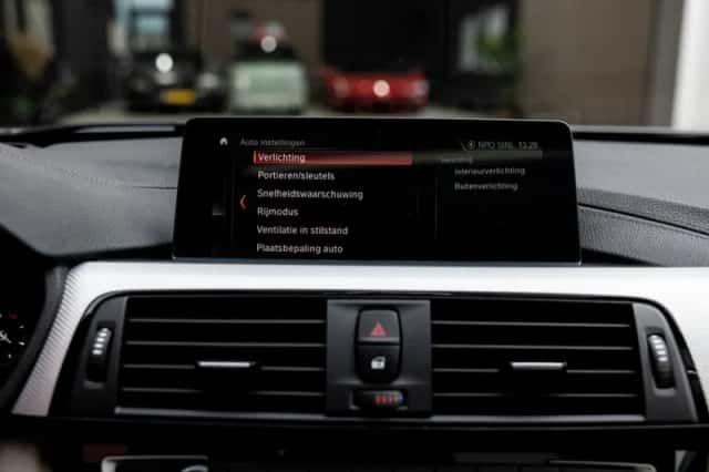 BMW 3-Serie (2018) thumbnail 23