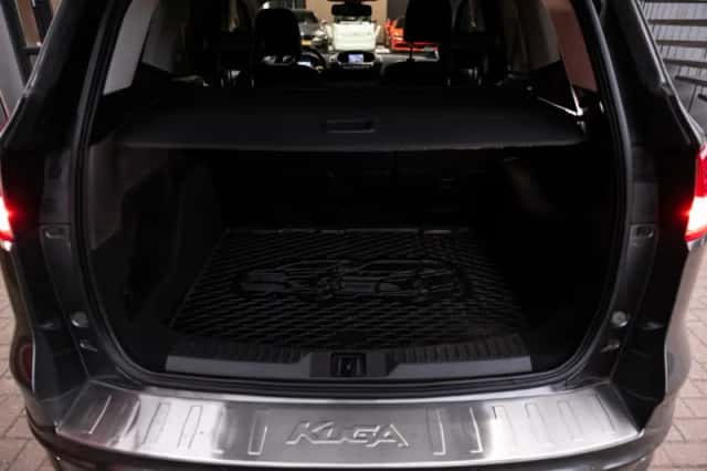 Ford Kuga (2014) thumbnail 11