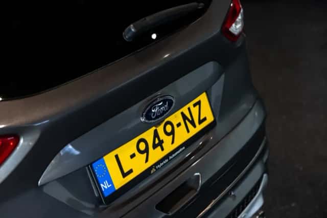 Ford Kuga (2014) thumbnail 17