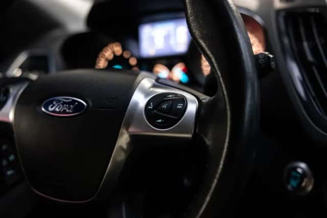 Ford Kuga (2014) thumbnail 32