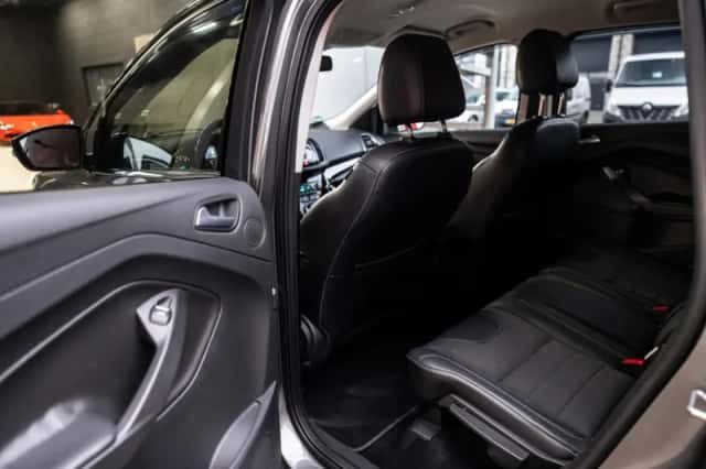 Ford Kuga (2014) thumbnail 35