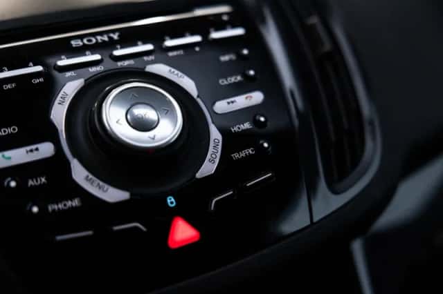 Ford Kuga (2014) thumbnail 40