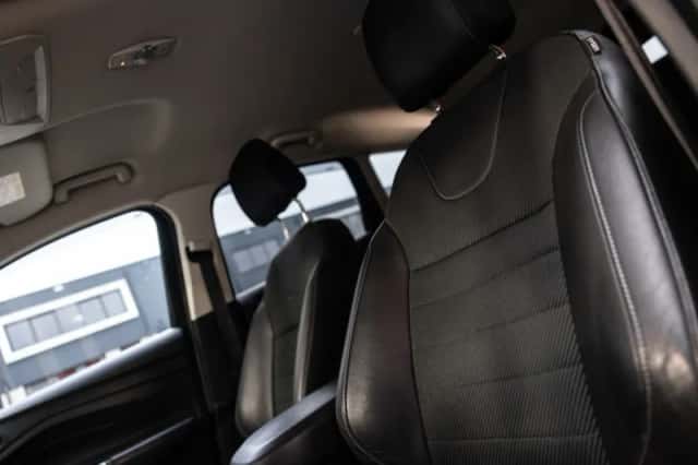 Ford Kuga (2014) thumbnail 5