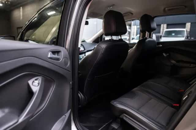 Ford Kuga (2014) thumbnail 6