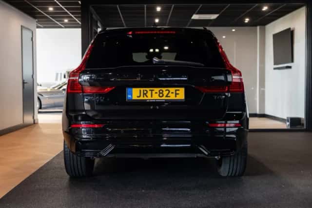 Volvo XC60 (2024) thumbnail 11