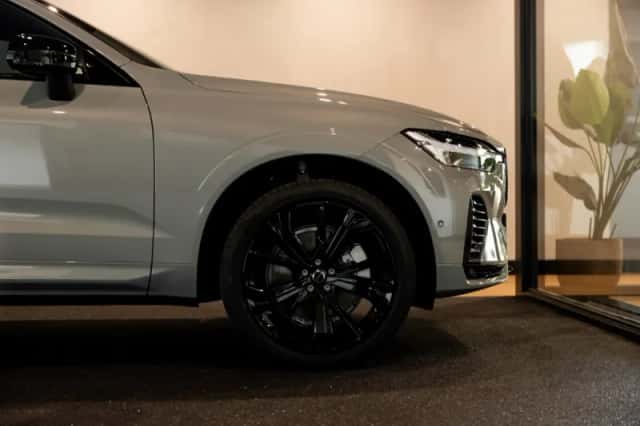 Volvo XC60 (2025) thumbnail 16