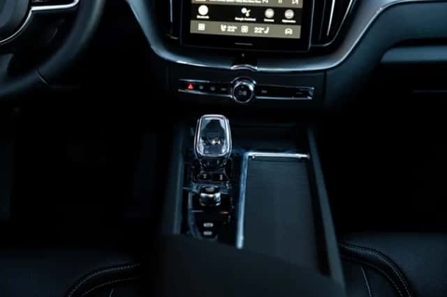 Volvo XC60 (2025) thumbnail 34