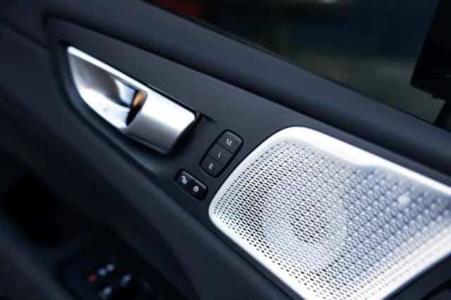 Volvo XC60 (2025) thumbnail 44