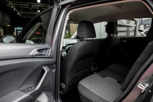 Volkswagen T-Cross (2025) thumbnail 6