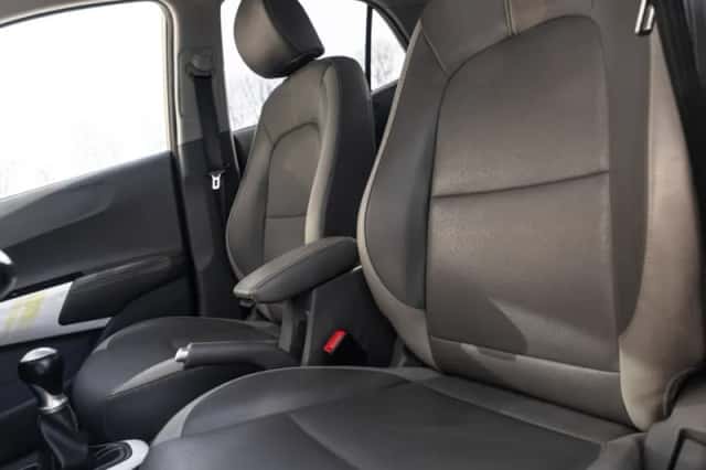 Kia Picanto (2018) thumbnail 4