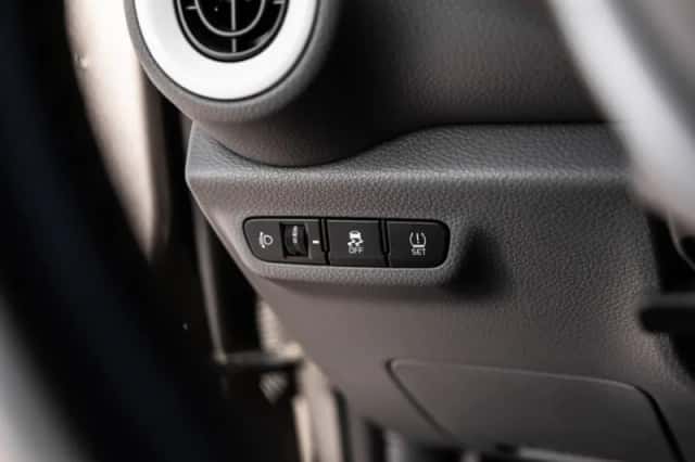 Kia Picanto (2018) thumbnail 48