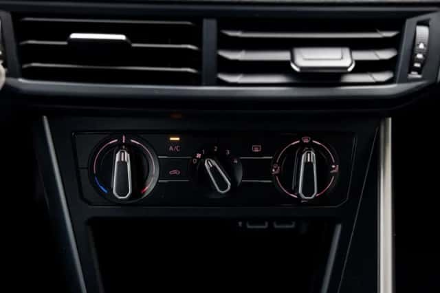 Volkswagen Polo (2019) thumbnail 22