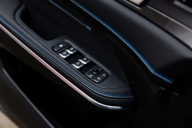 Lynk & Co 01 (2023) thumbnail 44