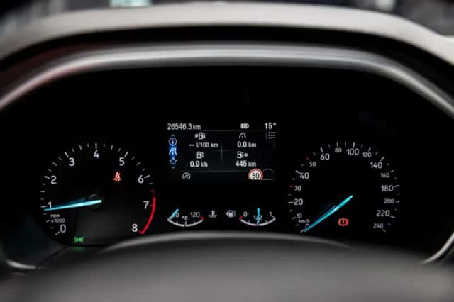 Ford Focus (2022) thumbnail 14