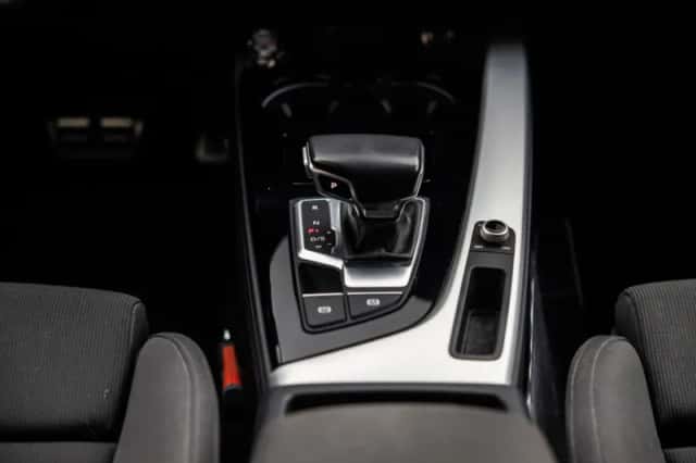 Audi A4 (2020) thumbnail 18