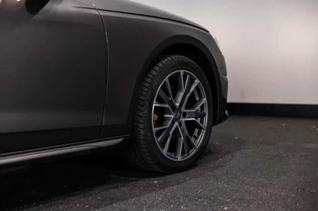 Audi A4 (2020) thumbnail 27