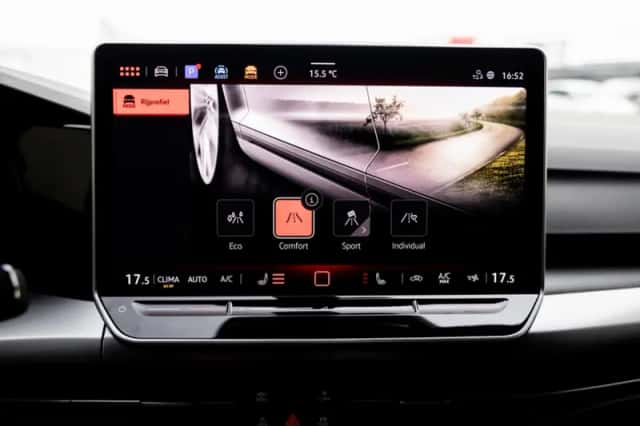 Volkswagen Golf (2026) thumbnail 32