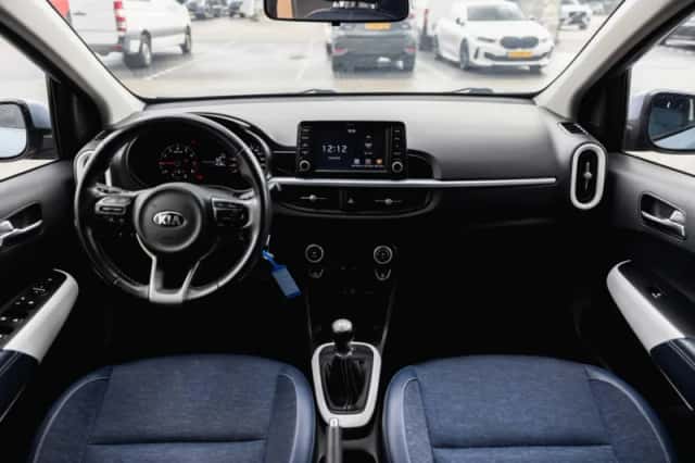 Kia Picanto (2018) thumbnail 2