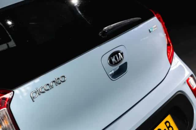 Kia Picanto (2018) thumbnail 15