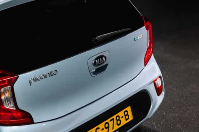 Kia Picanto (2018) thumbnail 21