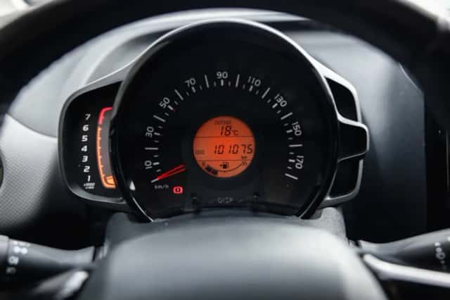 Peugeot 108 (2021) thumbnail 14