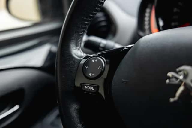 Peugeot 108 (2021) thumbnail 19