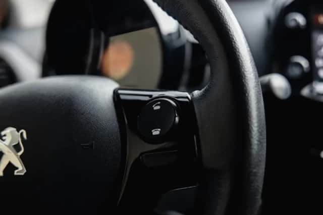 Peugeot 108 (2021) thumbnail 20