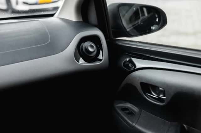 Peugeot 108 (2021) thumbnail 23