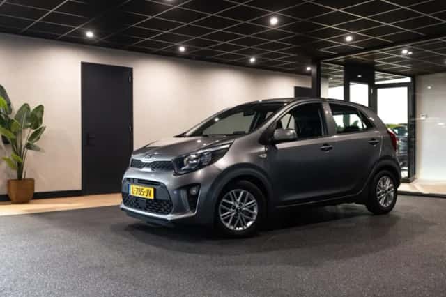 Kia Picanto (2021) thumbnail 21