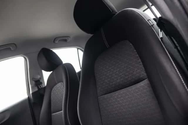 Kia Picanto (2021) thumbnail 5