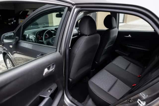 Kia Picanto (2021) thumbnail 6