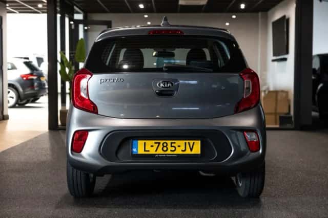 Kia Picanto (2021) thumbnail 10