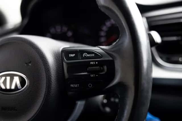 Kia Rio (2017) thumbnail 27