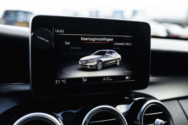 Mercedes-Benz C-Klasse (2017) thumbnail 26