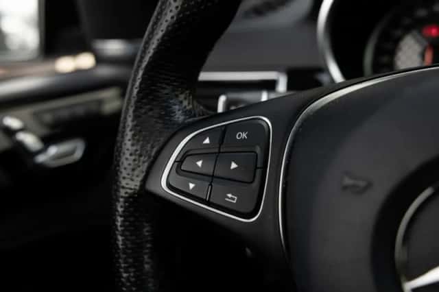 Mercedes-Benz GLE (2018) thumbnail 22