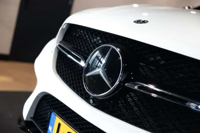 Mercedes-Benz GLE (2018) thumbnail 25