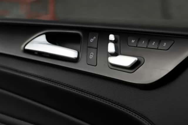 Mercedes-Benz GLE (2018) thumbnail 34