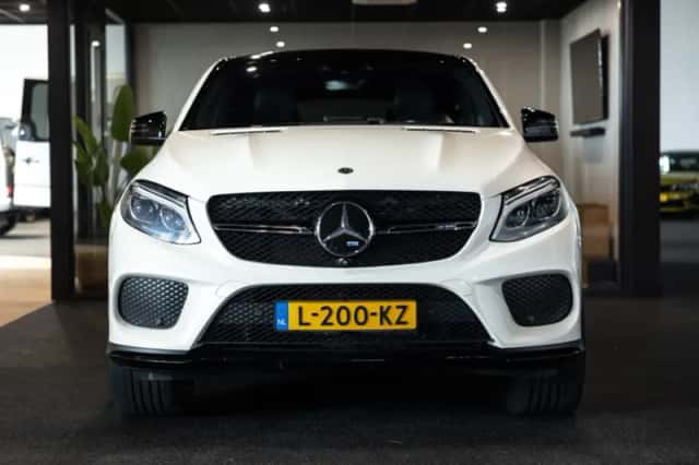 Mercedes-Benz GLE (2018) thumbnail 8