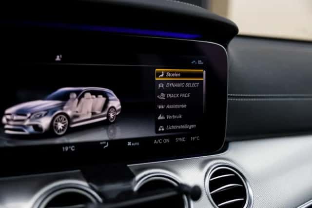 Mercedes-Benz E-Klasse (2018) thumbnail 40