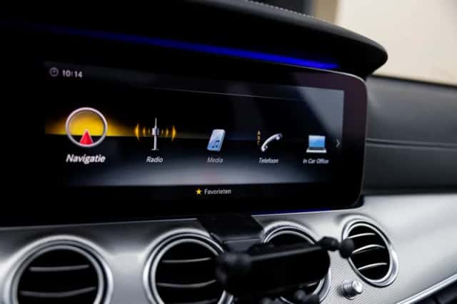 Mercedes-Benz E-Klasse (2018) thumbnail 53