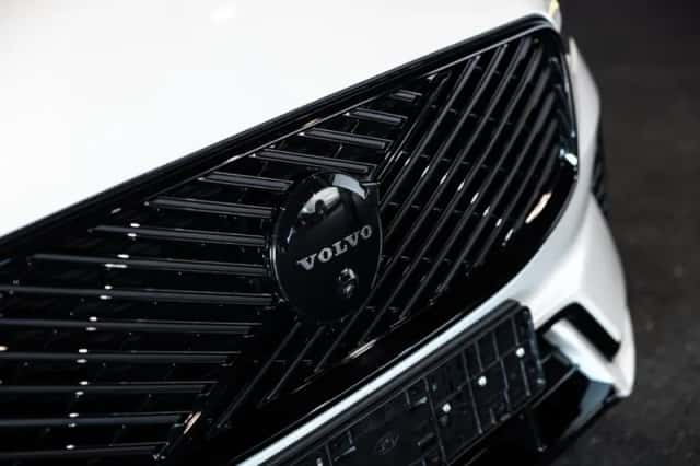Volvo XC60 (2025) thumbnail 18