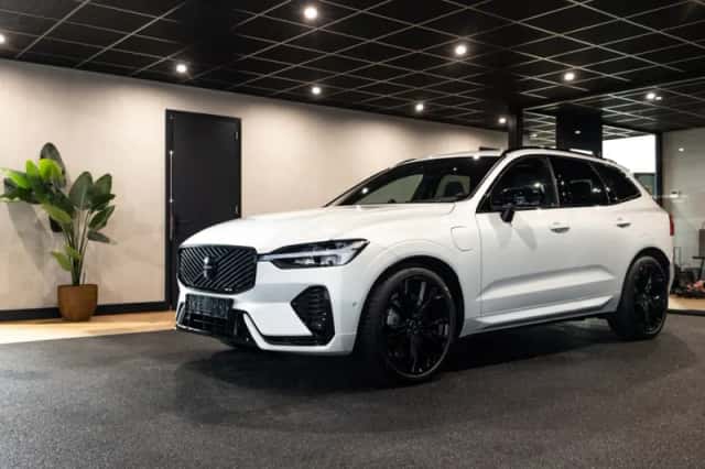 Volvo XC60 (2025) thumbnail 25