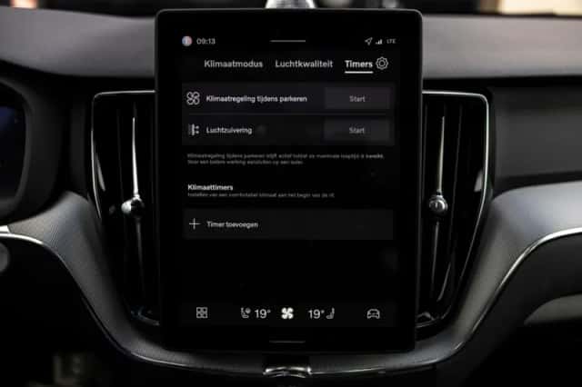 Volvo XC60 (2025) thumbnail 40
